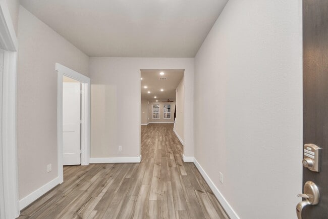 Photo - 32307 Fly Fish Wy