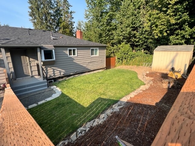 Jardín delantero - 3205 E 17th St
