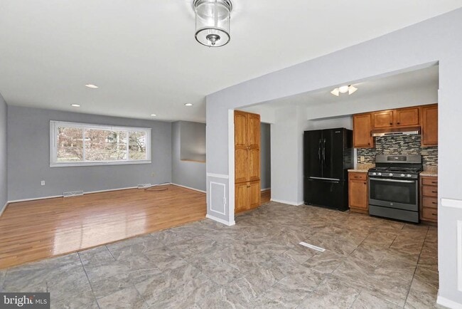 Photo - 3912 Brookridge Dr