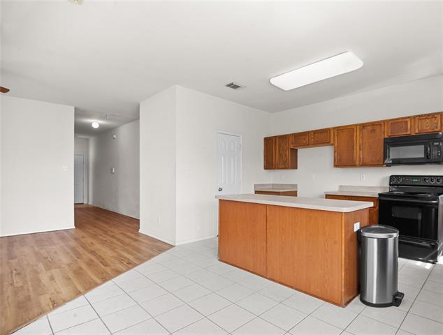 3041 Winding Meadow Trail