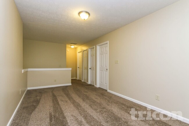 Photo - 3713 Mechanicsburg Dr