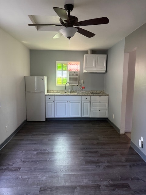 Building Photo - 3320 E Green St Unit Green st. #2 Rental