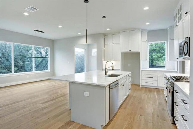 Photo - 2603 Nocona Trail