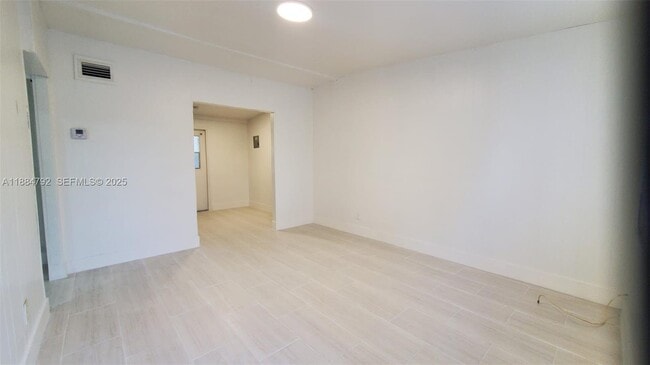 Photo - 841 NW 12th Ave Unit 1