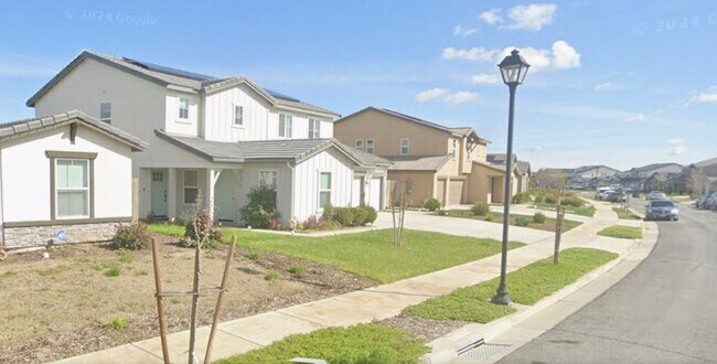 Photo - 1672 Thistle Ln Unit Main House