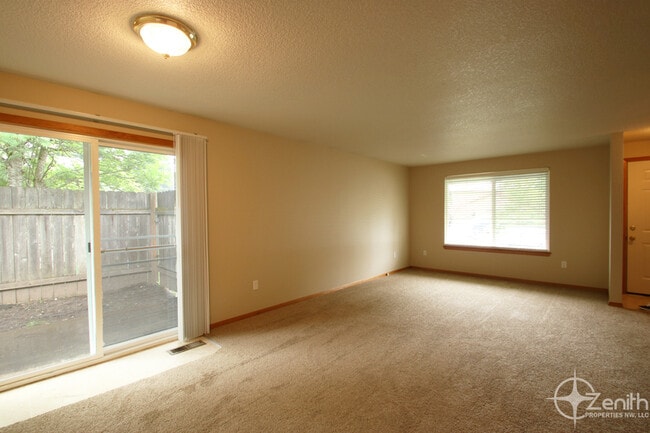 Photo - 4706 NE 132nd Pl