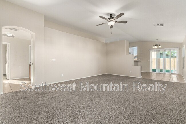 Photo - 1098 W Oak Tree Ln