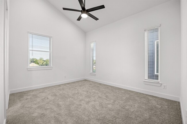 Building Photo - 14107 Faith Frst Dr