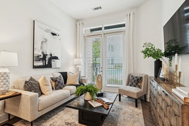 Link Apartments® NoDa 36th