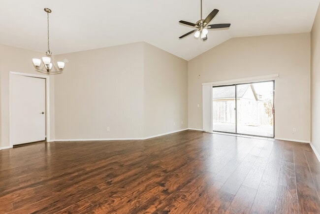 Photo - 11506 Smokethorn Dr