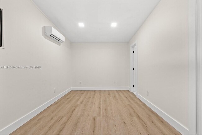 Photo - 9370 Nassau Dr Unit 1