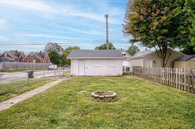 Photo - 1028 Forrest St