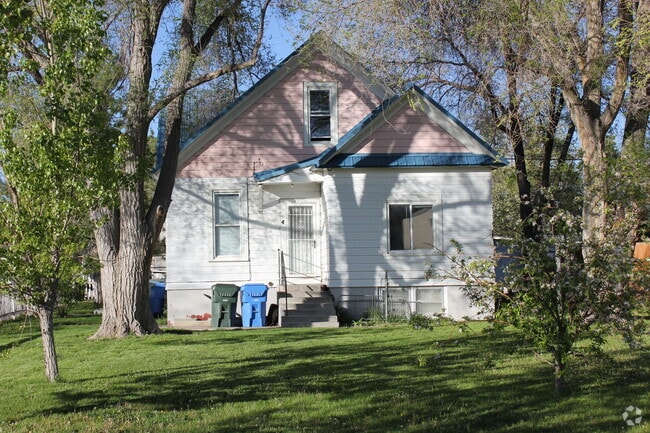 Building Photo - 719 East Fremont Street Rental