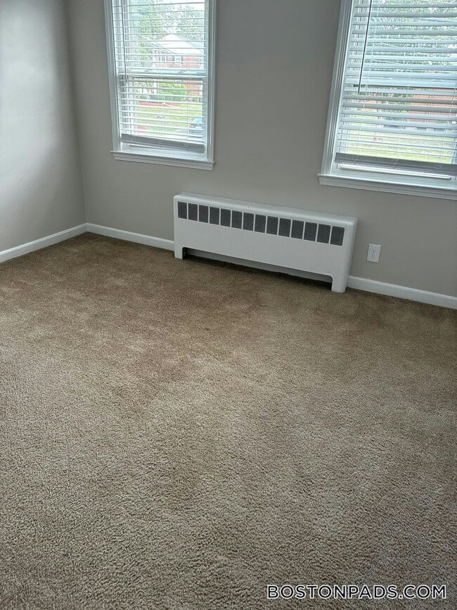 105 Shawomet Ave Unit 4