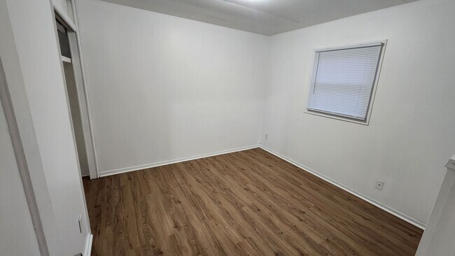 Photo - 706/708 E Division St. Unit 708