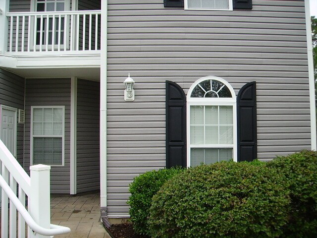 Photo - SPECIAL! Nicely furnished 3 bed/2 ba first floor condo in Arrowhead Point