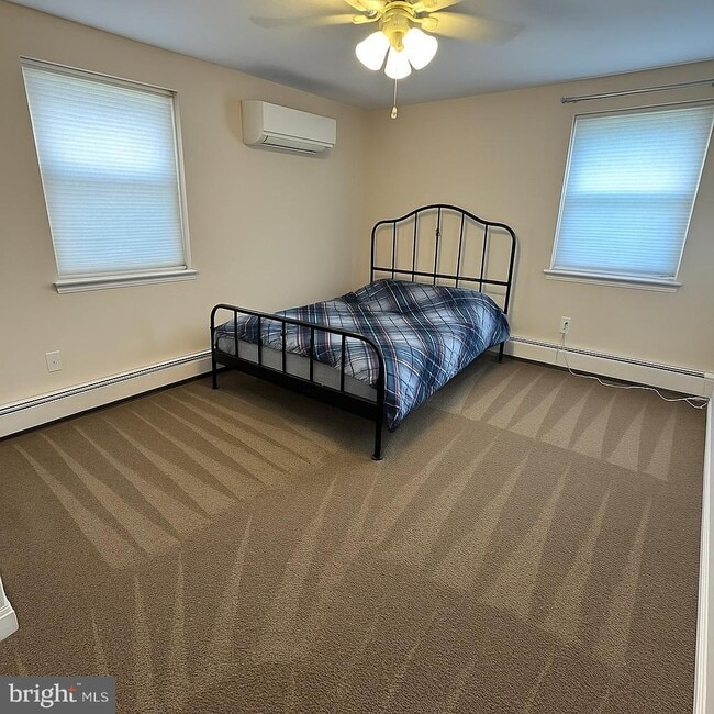Photo - 871 Highland Ave