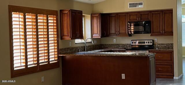 Photo - 15820 W Latham St