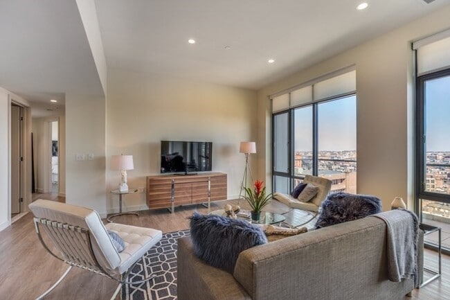 Photo - 1 Canal St Unidad 1217