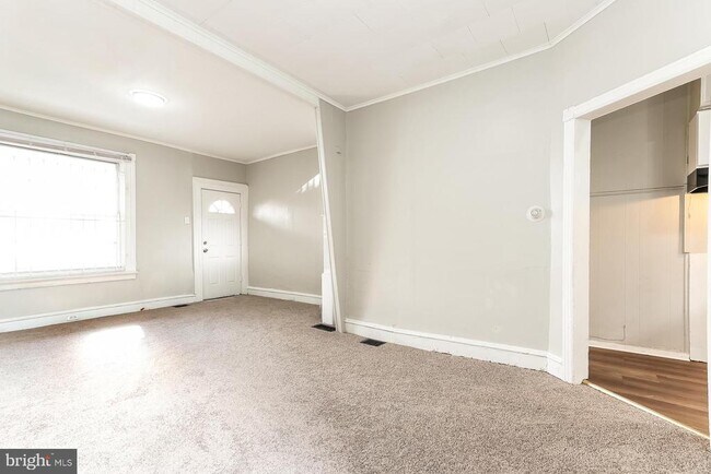 Photo - 5416 Spring St