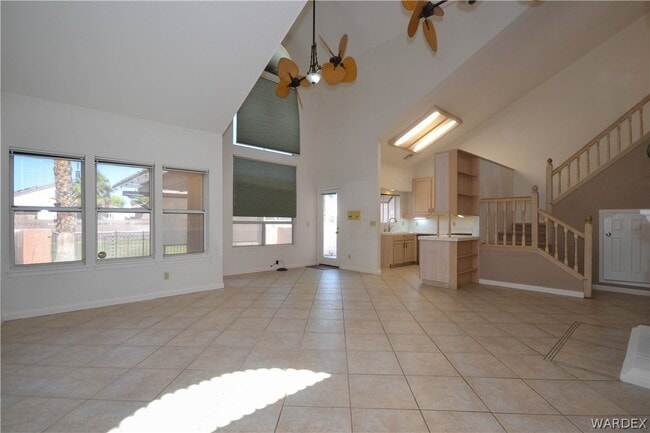 Photo - 2911 Country Club Dr