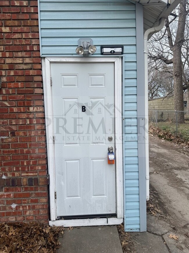 1124 S Ash Ave Unit 1124 S Ash #B
