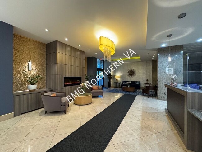 Photo - 1011 Arlington Blvd
