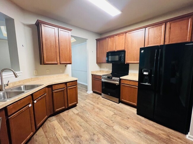 Photo - 302 Alcovy Way