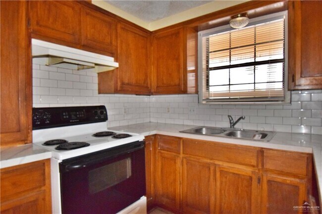 Photo - 9 West Dr Unit 15