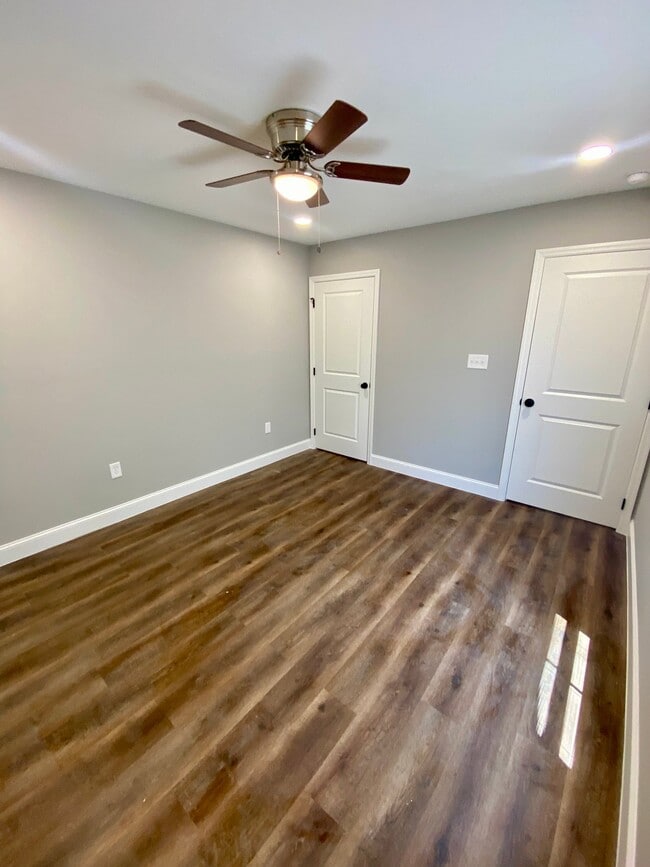 22037 Spidel Wy