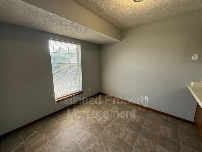 Photo - 3405 NW Duncan Rd