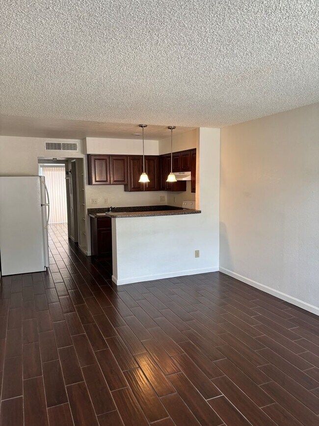 Photo - Available Now! Unidad 1140 Tucson