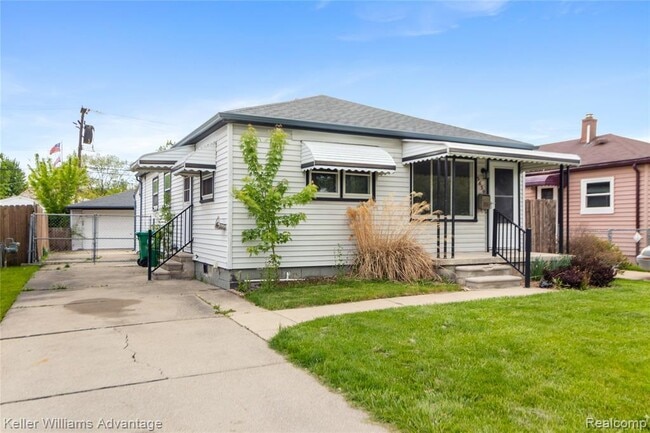 Building Photo - 5659 Lathers St