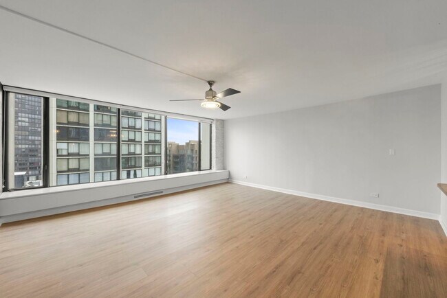 Photo - 5455 N Sheridan Rd Unit 908