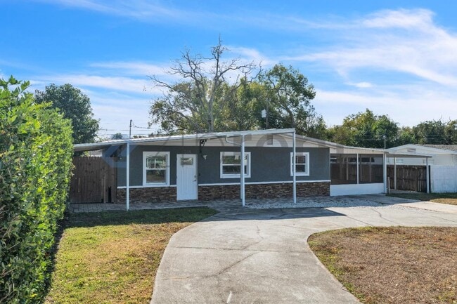 Photo - 508 Garden Dr N