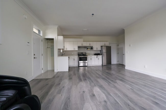 Photo - 314 Defehr Rd