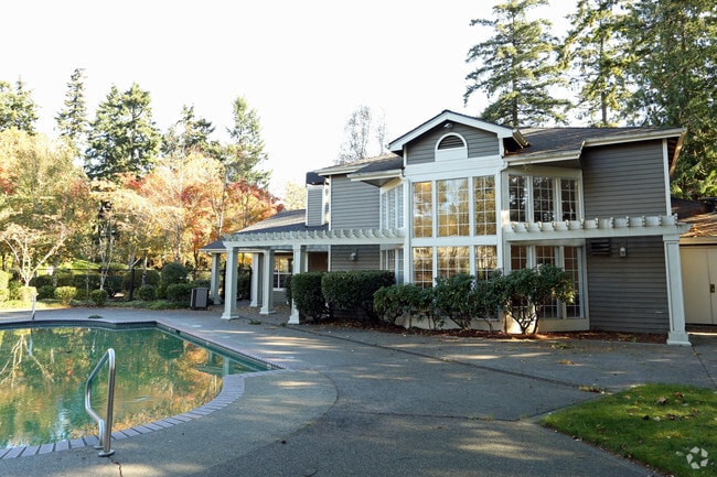 Building Photo - Porchlight Apartments