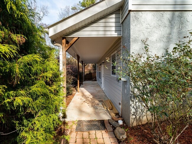 Photo - 3 Bedroom 2 Bath in Villa Rica