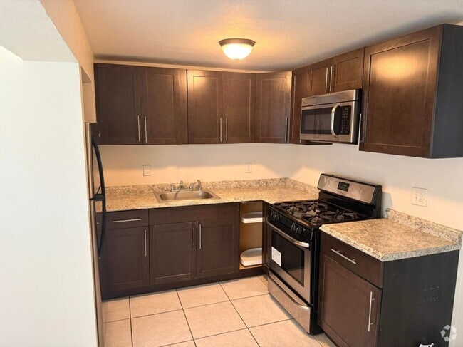 Building Photo - 5698 Gramercy Dr Rental