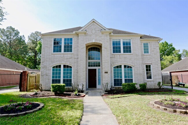 Photo - 2515 Hyland Park House