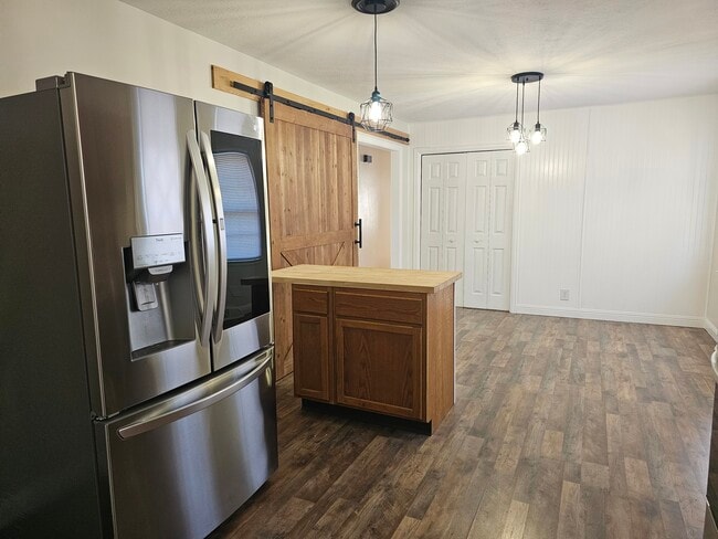 Photo - 167 Hill-N-Dale Dr