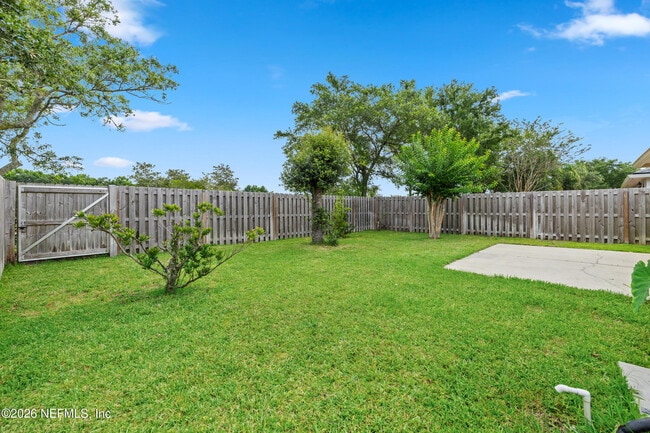Photo - 136 Brookfall Dr