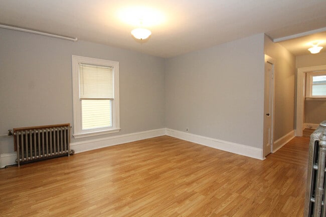 Photo - 130 Victoria St Unit 3