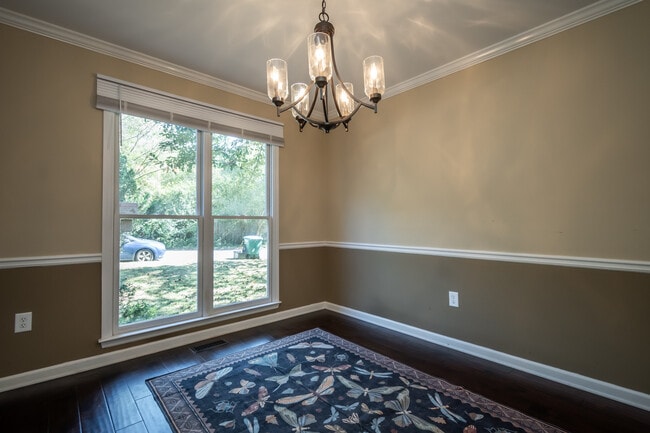 Photo - 119 Spring Lake Dr