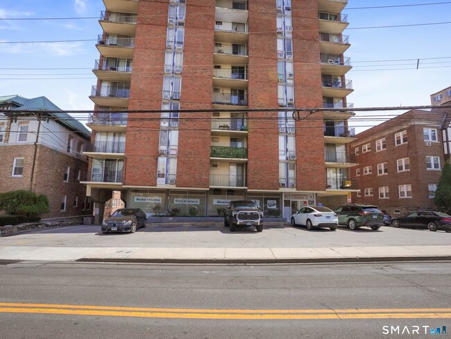 Building Photo - 87 Glenbrook Rd Unit 3B