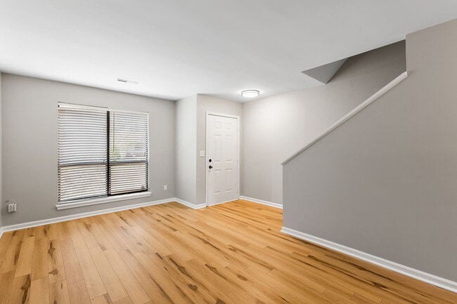 Photo - 1426 Camp Rd