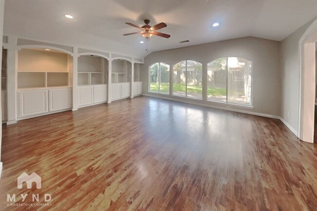 Photo - 16915 Misty Creek Dr