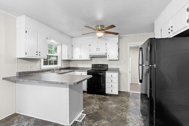 Photo - 1493 Argon Ave