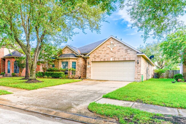 Building Photo - 20919 Garden Arbor Ln