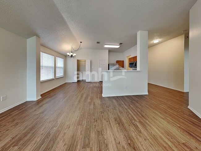 Photo - 2043 Wildwood Dr